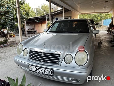 Mercedes E 230, 2.3 L, 1998 il, 543 260 km