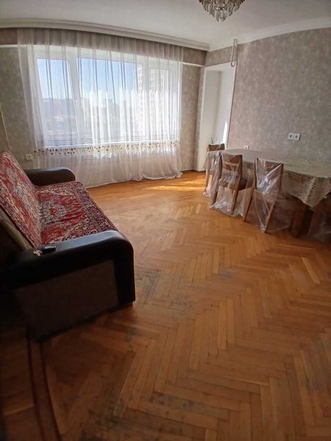 İcarəyə verilir 3 otaqlı köhnə tikili 70 m² — Bakı