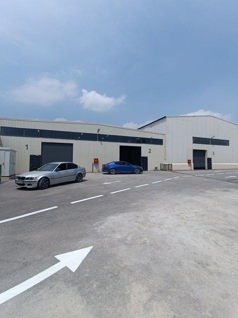 İcarəyə verilir obyekt 288 m² — Bakı