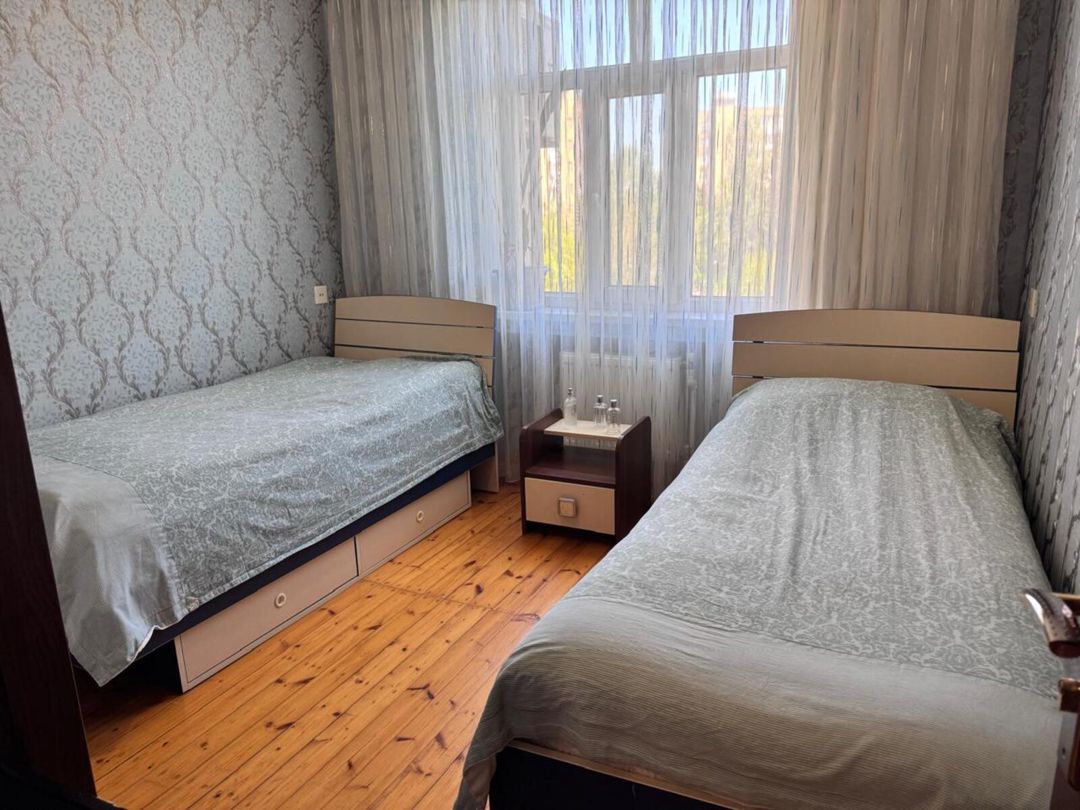 Satılır 4 otaqlı köhnə tikili 100 m² — Mənzil, Bakı (7)
