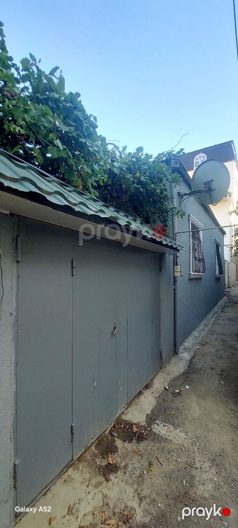 3 otaqlı, 135 kv. m, Yeni təmirli