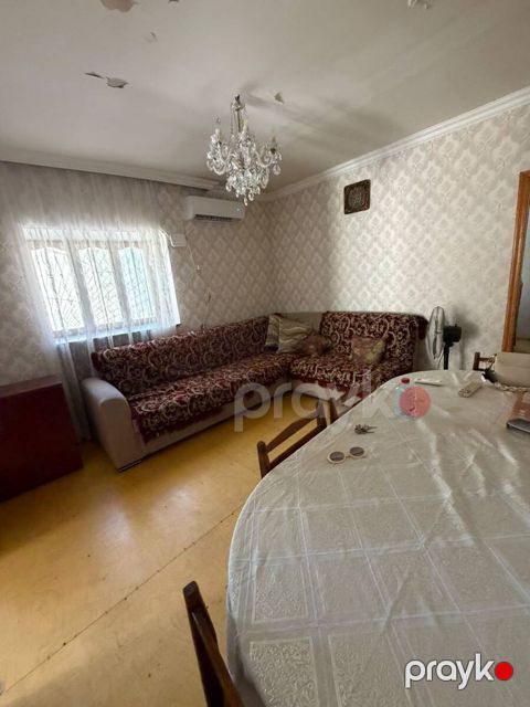 2-otaqlı mənzil kirayə verilir, Nizami m., 50 m²