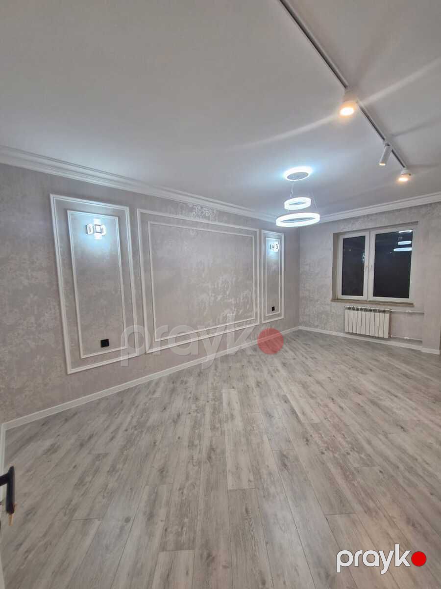 Satılır 4 otaqlı köhnə tikili 85 m² — Mənzil, Bakı (8)