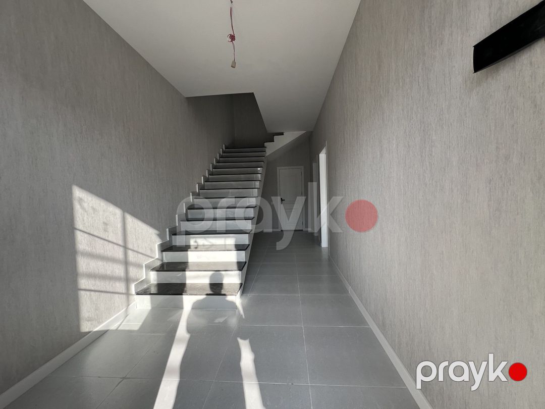 Satılır 4 otaqlı həyət evi/bağ evi 140 m² — Ev, villa, Bakı (2)