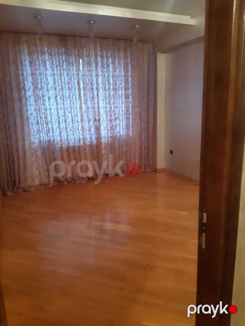 Satılır 2 otaqlı yeni tikili 80 m²