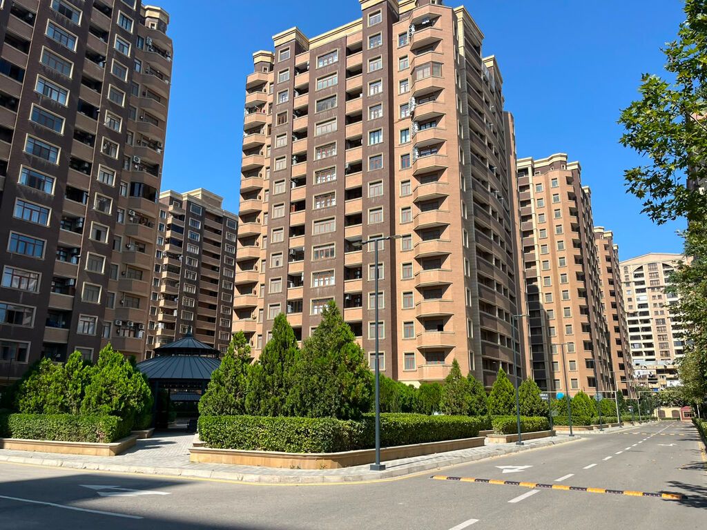 3 otaqlı, Yeni tikili, 141 kv. m — Mənzil, Bakı (2)