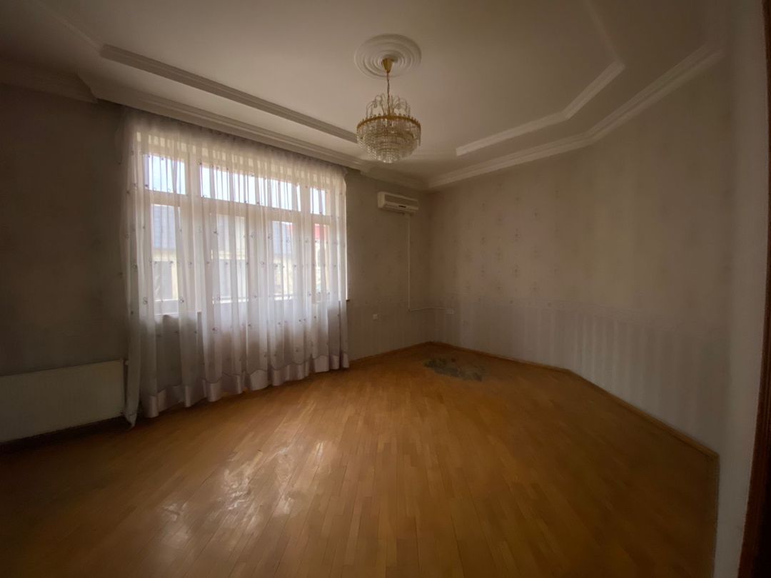 Satılır 10 otaqlı həyət evi/bağ evi 650 m² — Ev, villa, Bakı (5)
