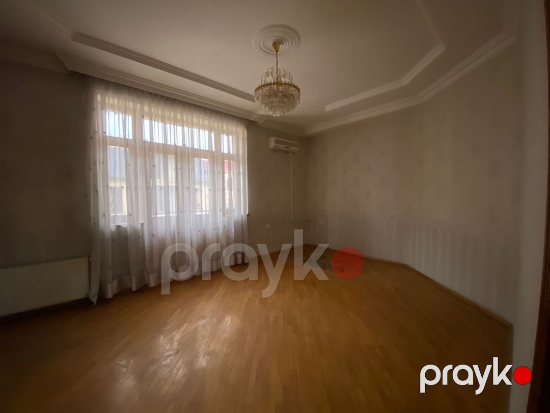 Satılır 10 otaqlı həyət evi/bağ evi 650 m² — Ev, villa, Bakı (5)