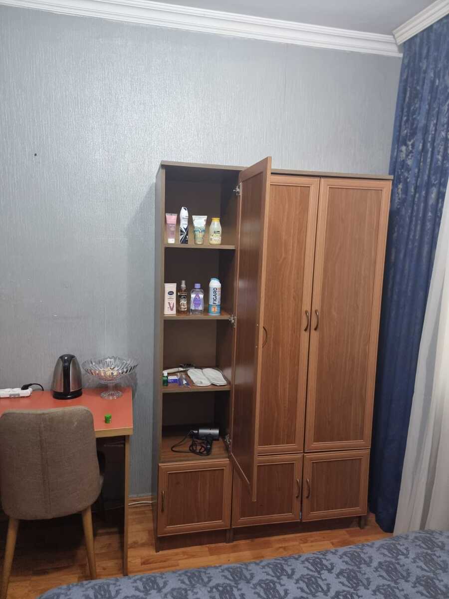 İcarəyə verilir 3 otaqlı köhnə tikili 200 m² — Mənzil, Bakı (4)