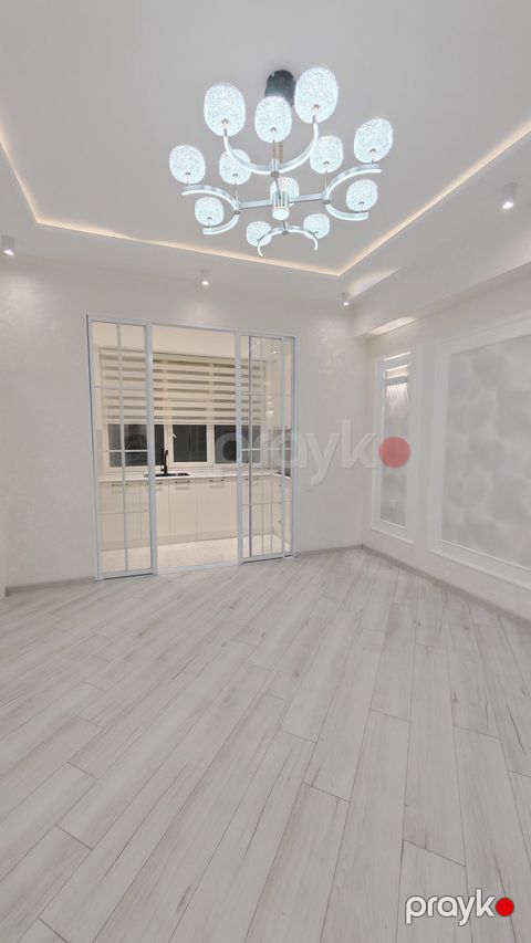 Satılır 3 otaqlı yeni tikili 60 m²