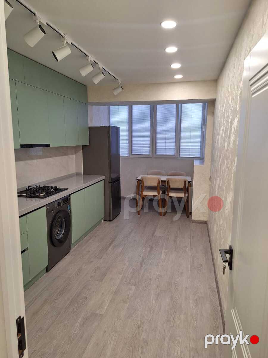 İcarəyə verilir 2 otaqlı köhnə tikili 86 m² — Mənzil, Bakı (5)