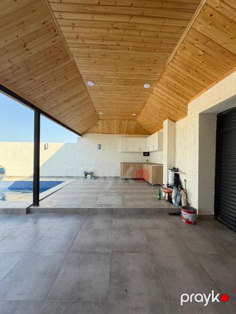 Satılır 3 otaqlı həyət evi/bağ evi 100 m²
