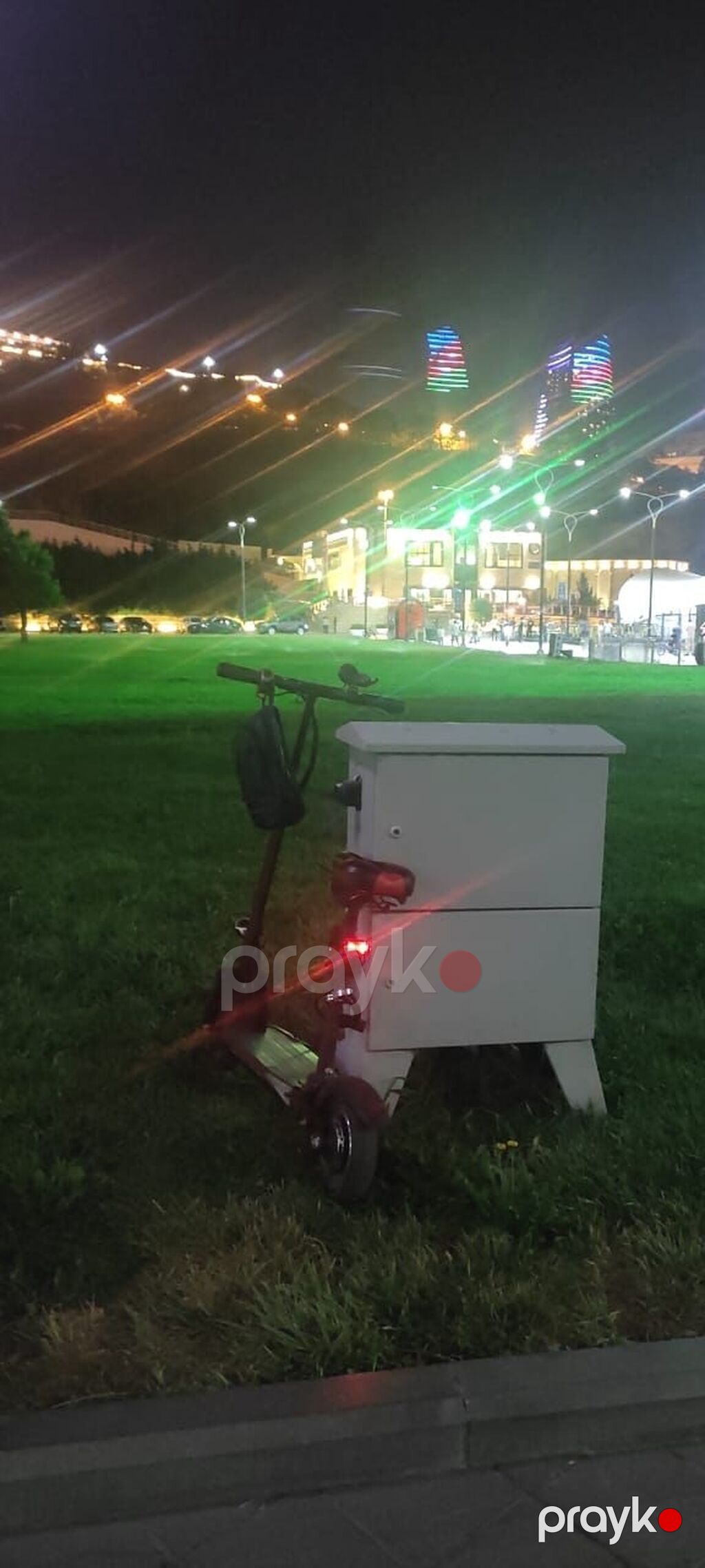 Elektrik skuter – oturacaqlı, ön far və arxa Stop işıqları ilə — Mopedlər və skuterlər, Bakı (3)