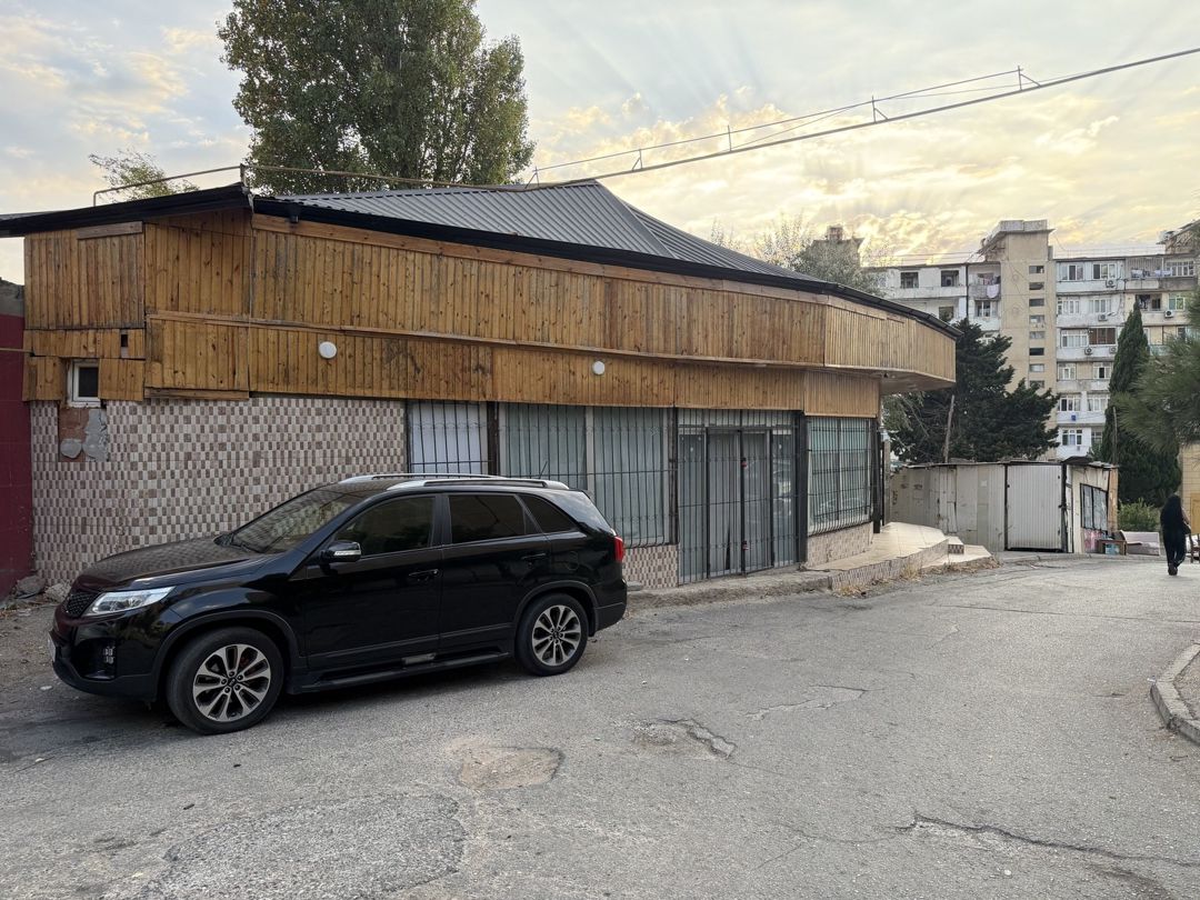 Satılır obyekt 180 m² — Əmlak, Bakı (2)