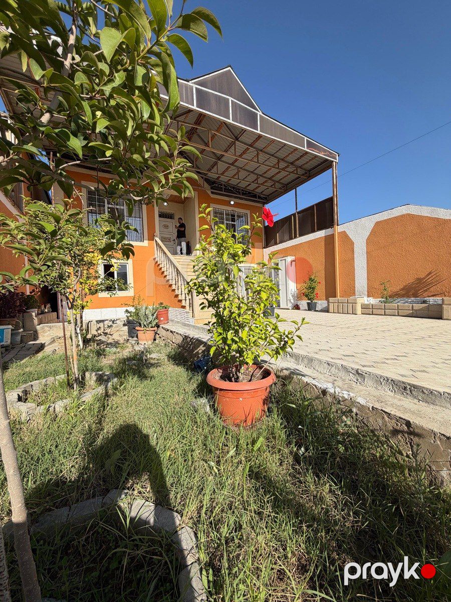 Satılır 4 otaqlı həyət evi/bağ evi 180 m² — Ev, villa, Bakı (4)
