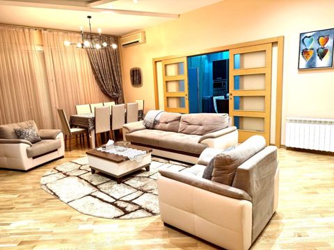 İcarəyə verilir 3 otaqlı yeni tikili 130 m² — Bakı