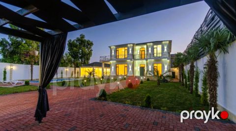 Satılır 6 otaqlı həyət evi/bağ evi 300 m² — Bakı