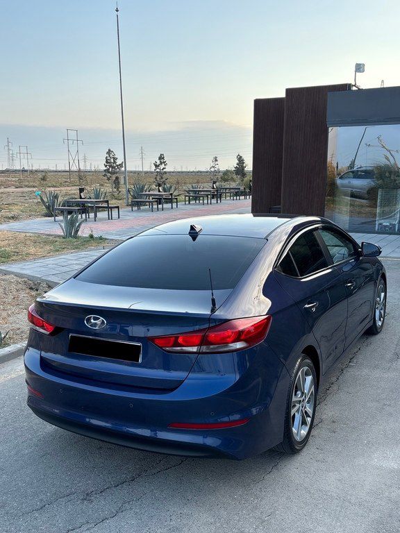 Hyundai Avante, 1.6 L, 2017 il, 197 000 km — Avtomobillər, Bakı (8)