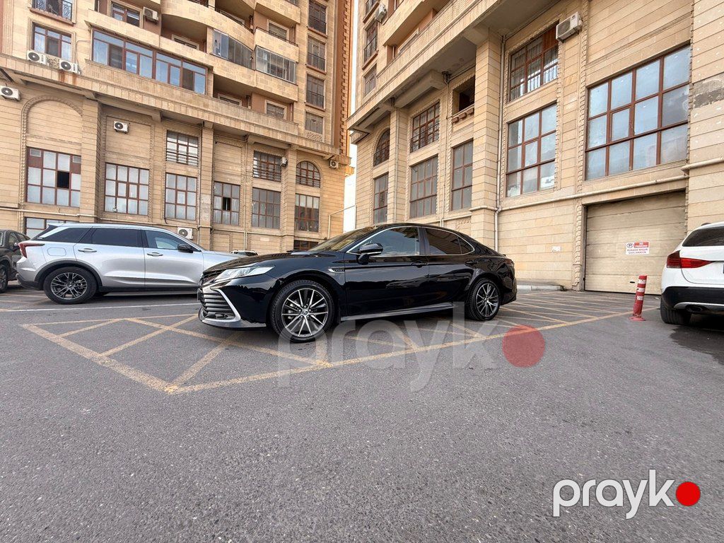 Toyota Camry, 2.5 L, 1.6 kWh, 2023 il, 100 500 km — Avtomobillər, Bakı (8)