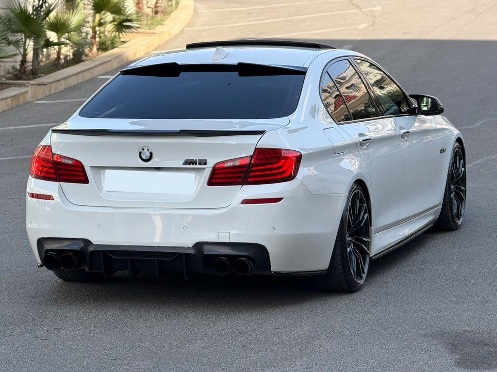 BMW 535, 3.0 L, 2015 il, 31 800 km — Avtomobillər, Gəncə (9)
