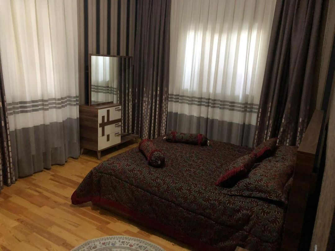 İcarəyə verilir 3 otaqlı həyət evi/bağ evi 220 m² — Ev, villa, Bakı (11)