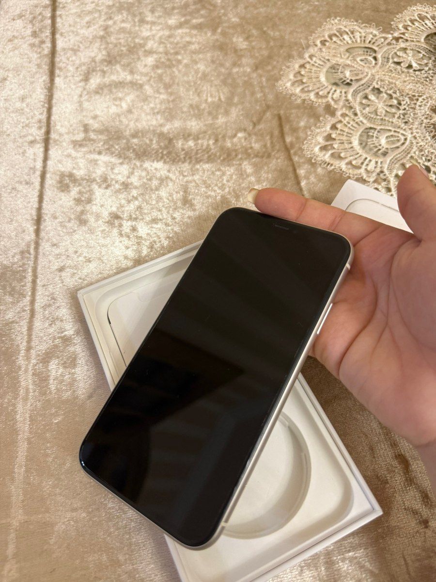 Apple iPhone 11 White 128GB/4GB — Smartfonlar, Bakı (3)