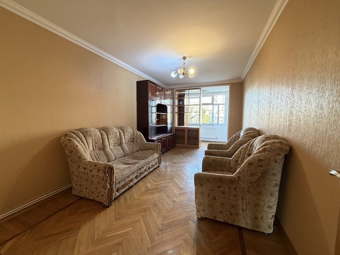 Satılır 2 otaqlı köhnə tikili 65 m² — Mənzil, Bakı (2)
