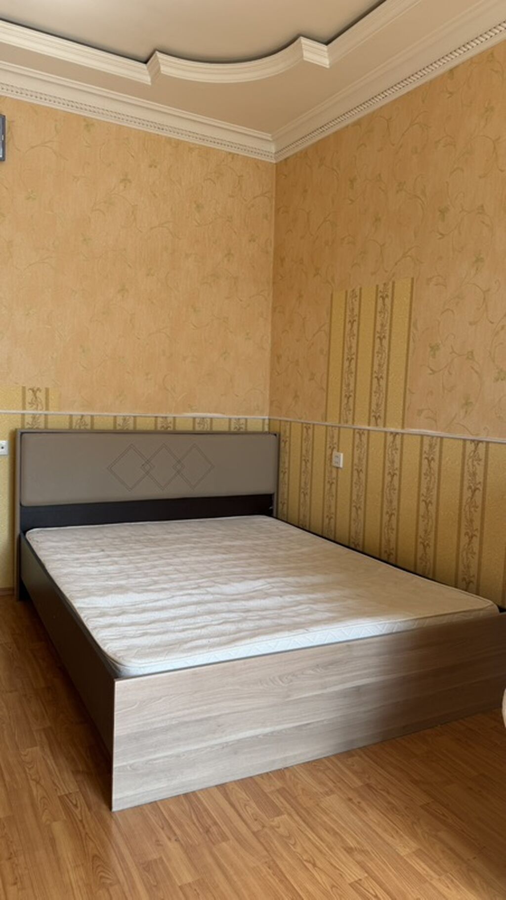 İki nəfərlik yataq dəsti. Matras ile birlikde 50 azn — Yataq otağı mobilya dəstləri, Bakı