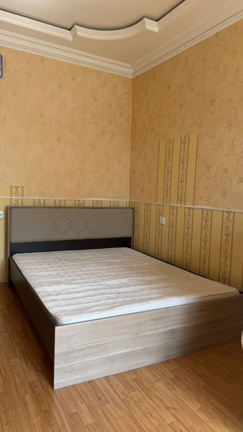 İki nəfərlik yataq dəsti. Matras ile birlikde 50 azn — Bakı
