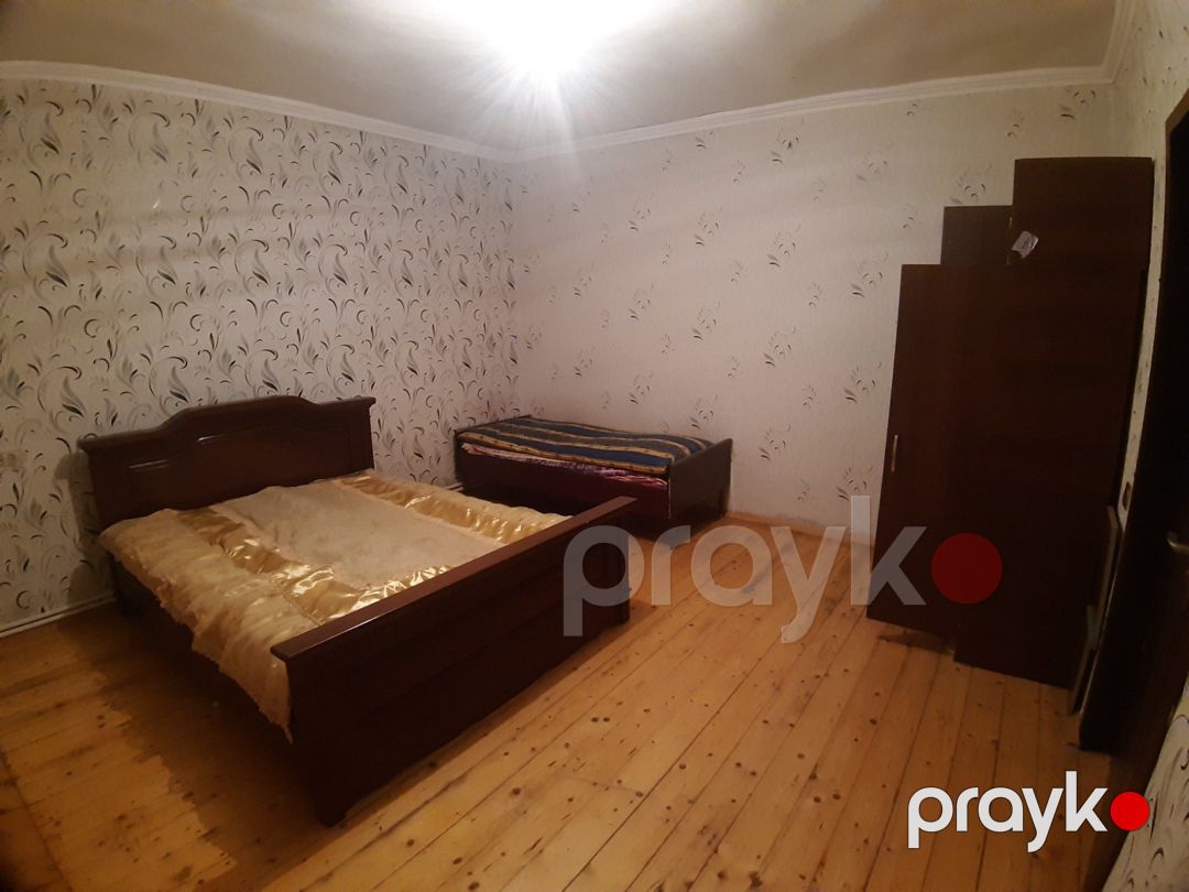 Həyət evi, Azadlıq m — Ev, villa, Bakı (11)