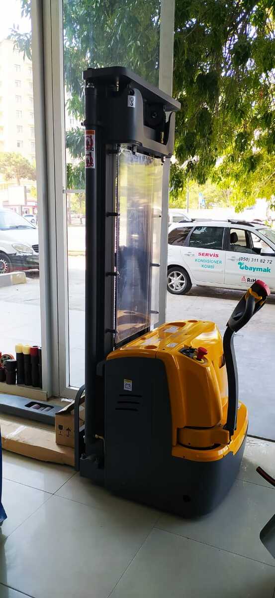 Yük qaldıran "Hochkraft R15" — Biznes və avadanlıq, Bakı (5)
