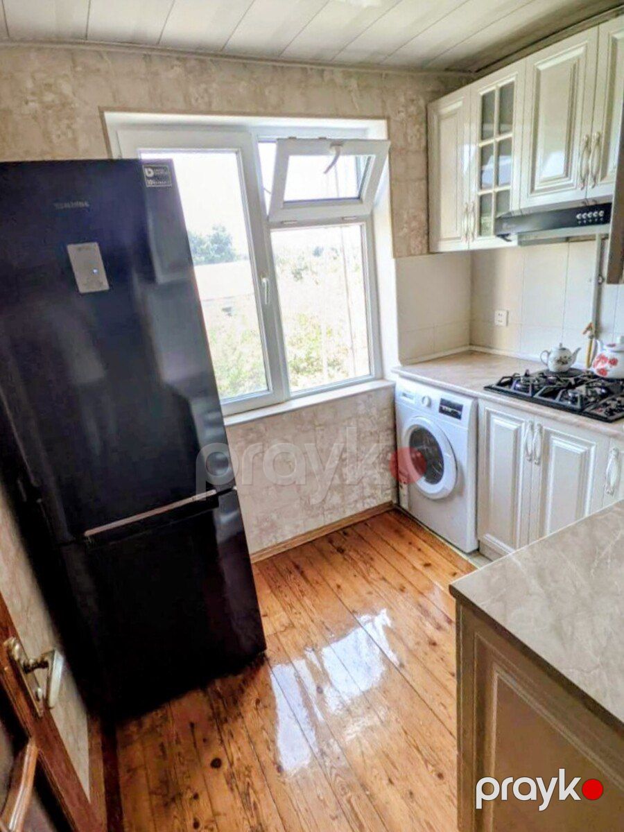 Satılır 4 otaqlı köhnə tikili 100 m² — Mənzil, Bakı (2)