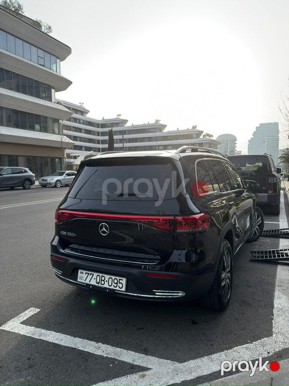 Mercedes EQB 260, 2023 il, 9 800 km — Avtomobillər, Bakı (3)