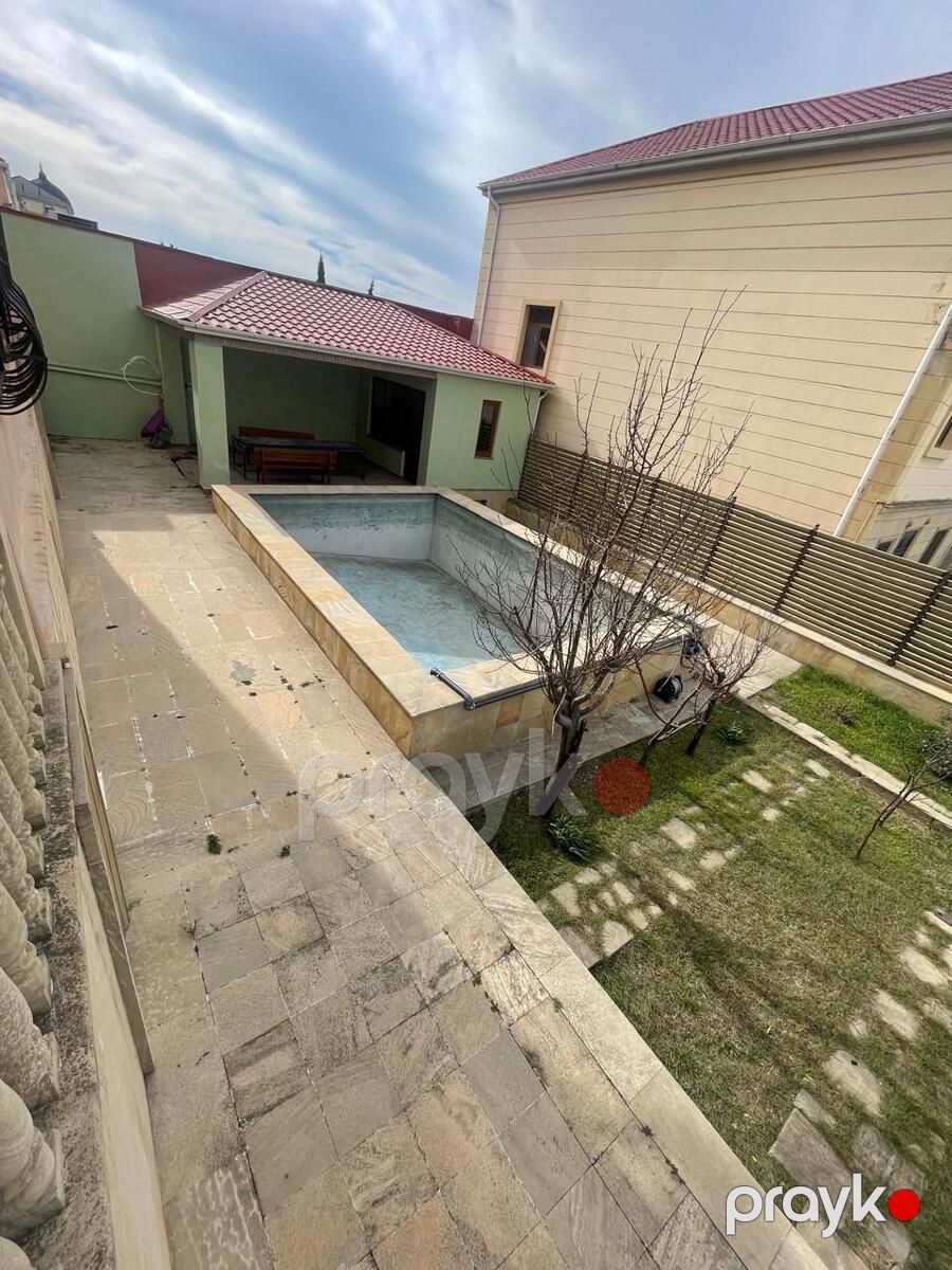 Satılır 6 otaqlı həyət evi/bağ evi 300 m² — Ev, villa, Bakı (6)