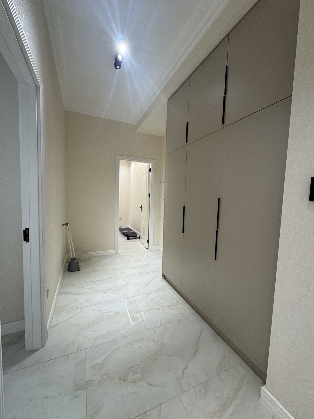 İcarəyə verilir 2 otaqlı yeni tikili 80 m² — Mənzil, Bakı (6)