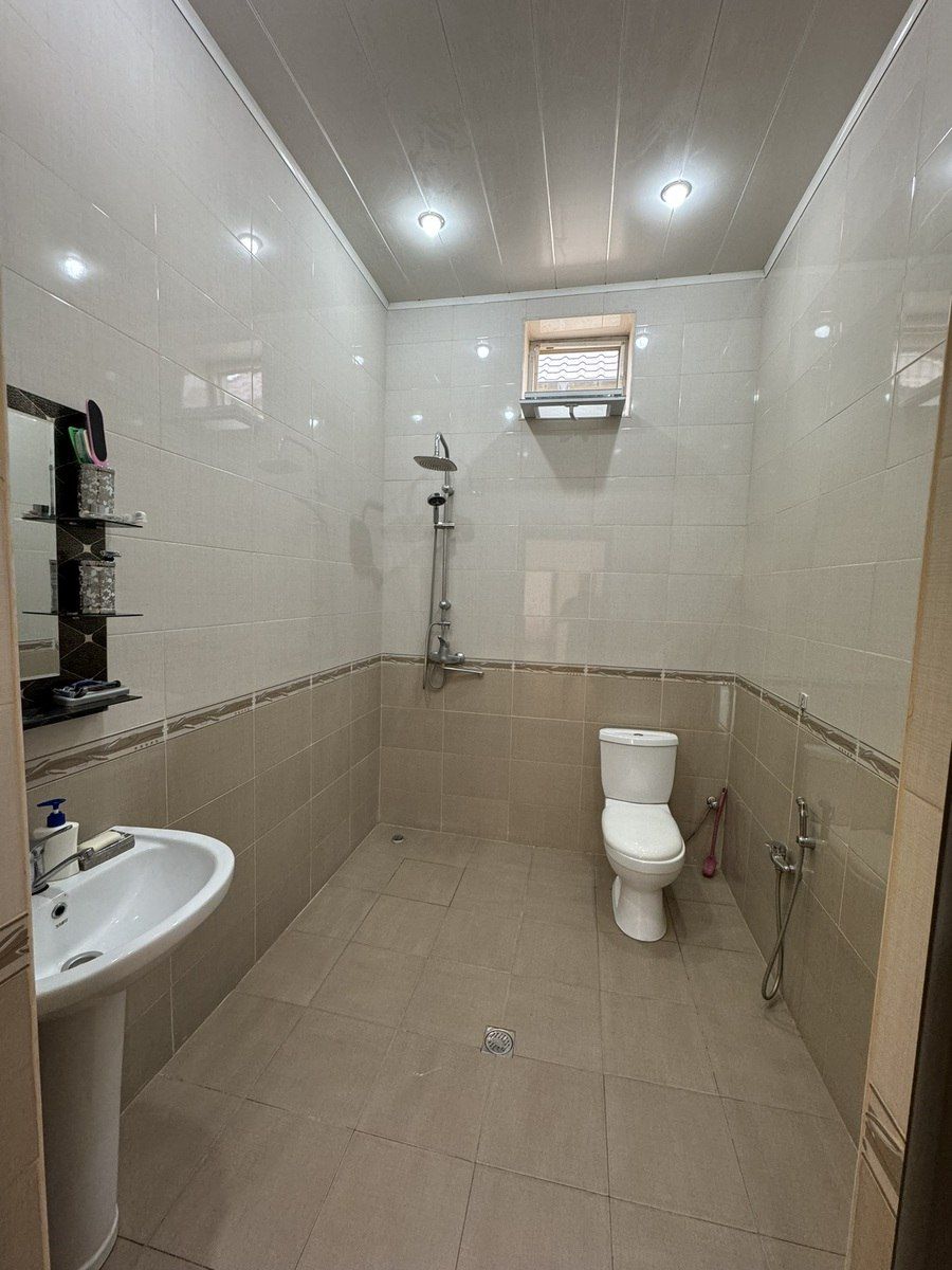 Satılır 6 otaqlı həyət evi/bağ evi 300 m² — Ev, villa, Bakı (8)