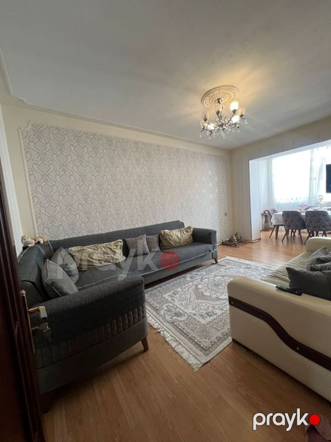 Satılır 3 otaqlı köhnə tikili 68 m²