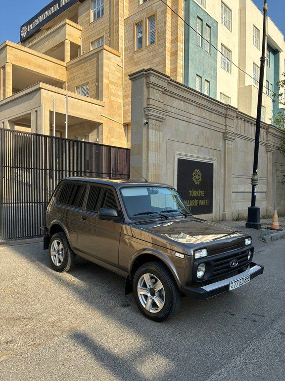 Lada (VAZ) Niva, 1.7 L, 2025 il, 13 100 km — Avtomobillər, Bakı (2)