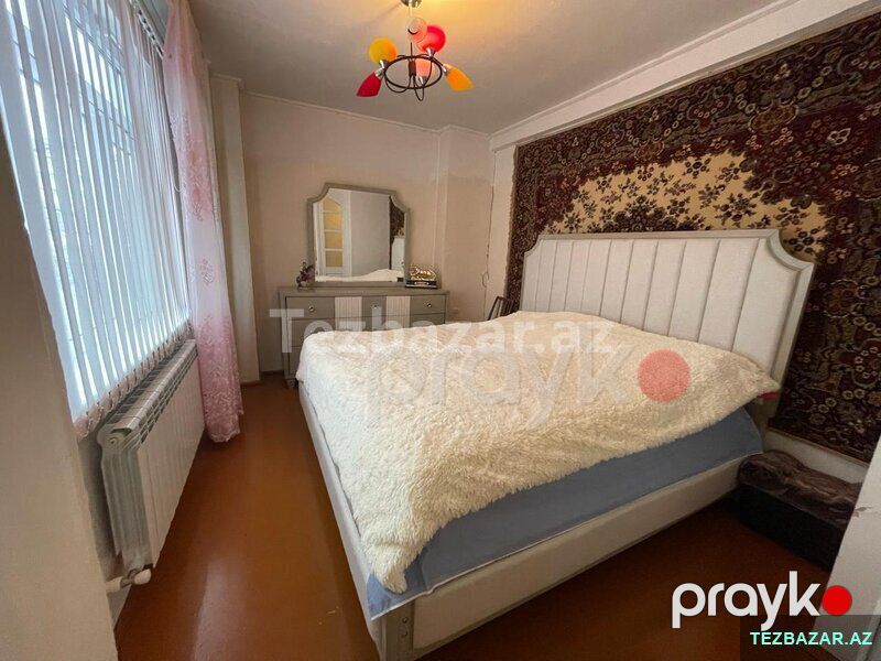 Qubanın mərkəzində həyət evi satılır — Ev, villa, Quba (5)