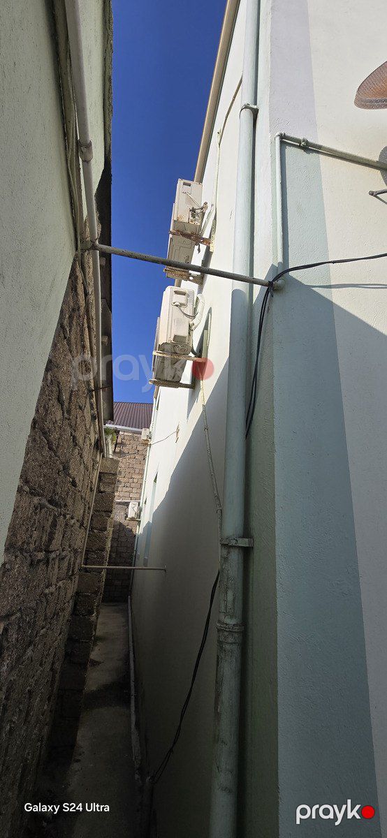 Satılır 5 otaqlı həyət evi/bağ evi 240 m² — Ev, villa, Bakı (8)
