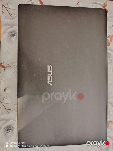 ASUS noutbuk Xüsusiyyətlər: - Ekran: 15.6" (parlaq panel) - Əməliyyat — Mingəçevir