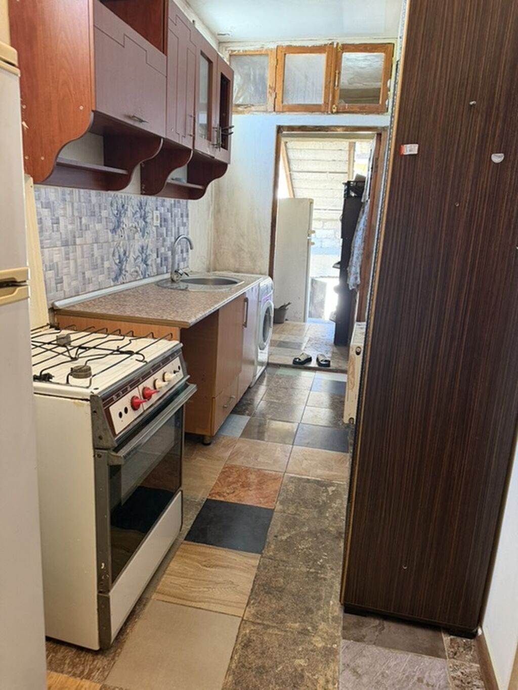 Mətbəx və sanitariya avadanlıqları paketi Tərkib: - Qaz sobası: 4 — Mətbəx mobilyası, Bakı (2)