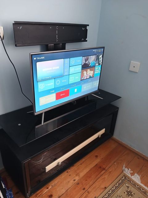 Televizor Taube 82 sm — Bakı
