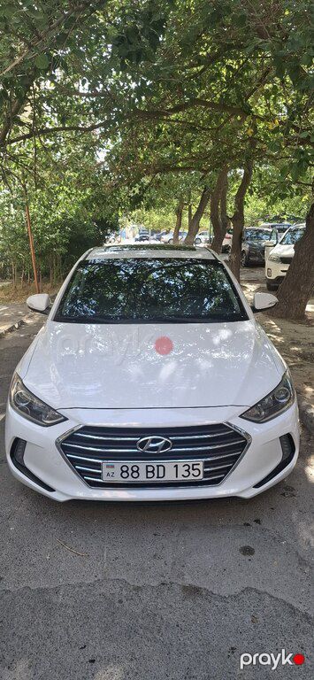 Hyundai Elantra, 2.0 L, 2016 il, 170 000 km