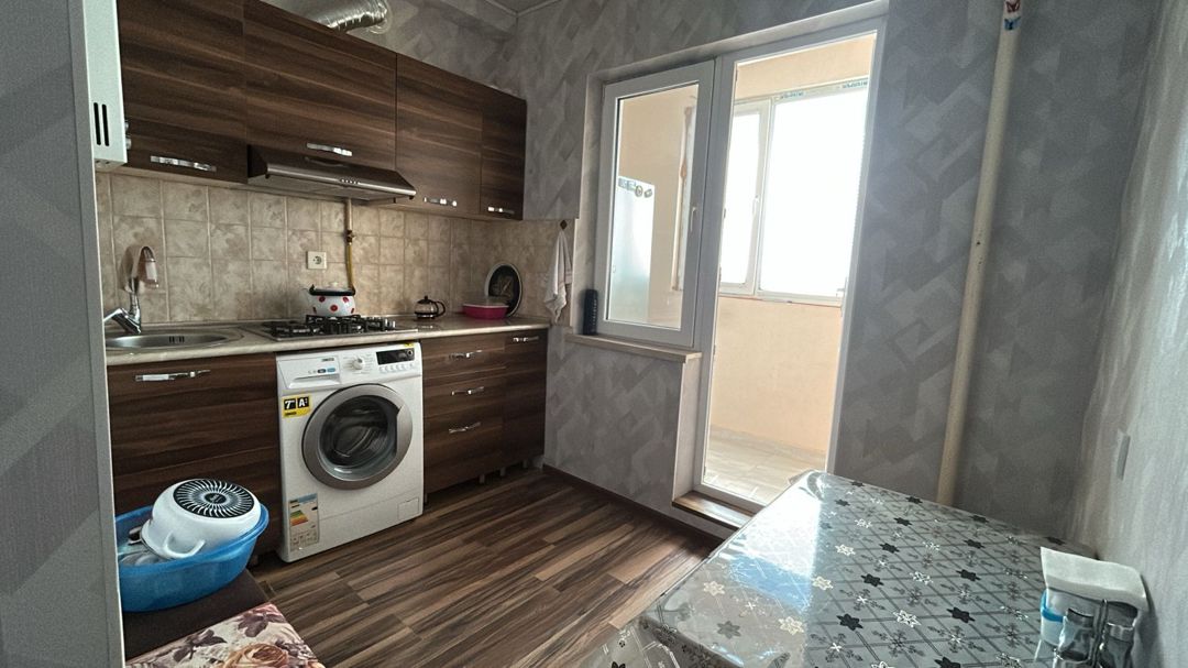 İcarəyə verilir 2 otaqlı köhnə tikili 65 m² — Mənzil, Bakı (5)