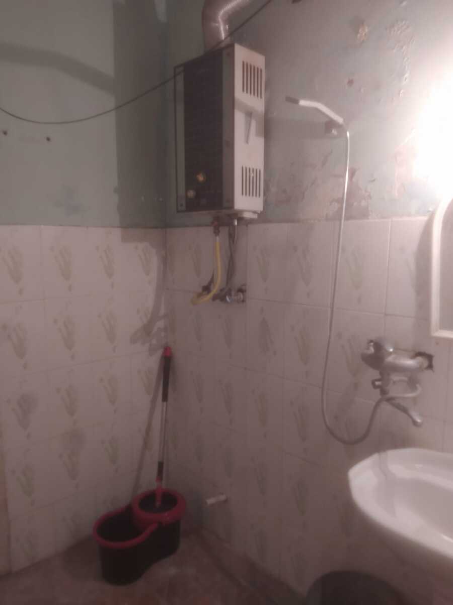 İcarəyə verilir 1 otaqlı köhnə tikili 38 m² — Mənzil, Bakı (11)