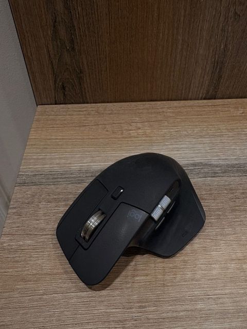 Kompüter siçanı Logitech MX Master 3 — Bakı