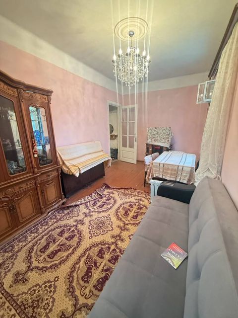 Satılır 2 otaqlı köhnə tikili 50 m² — Bakı