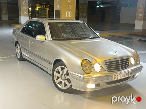 Mercedes E 320, 3.2 L, 2000 il, 563 961 km — Bakı