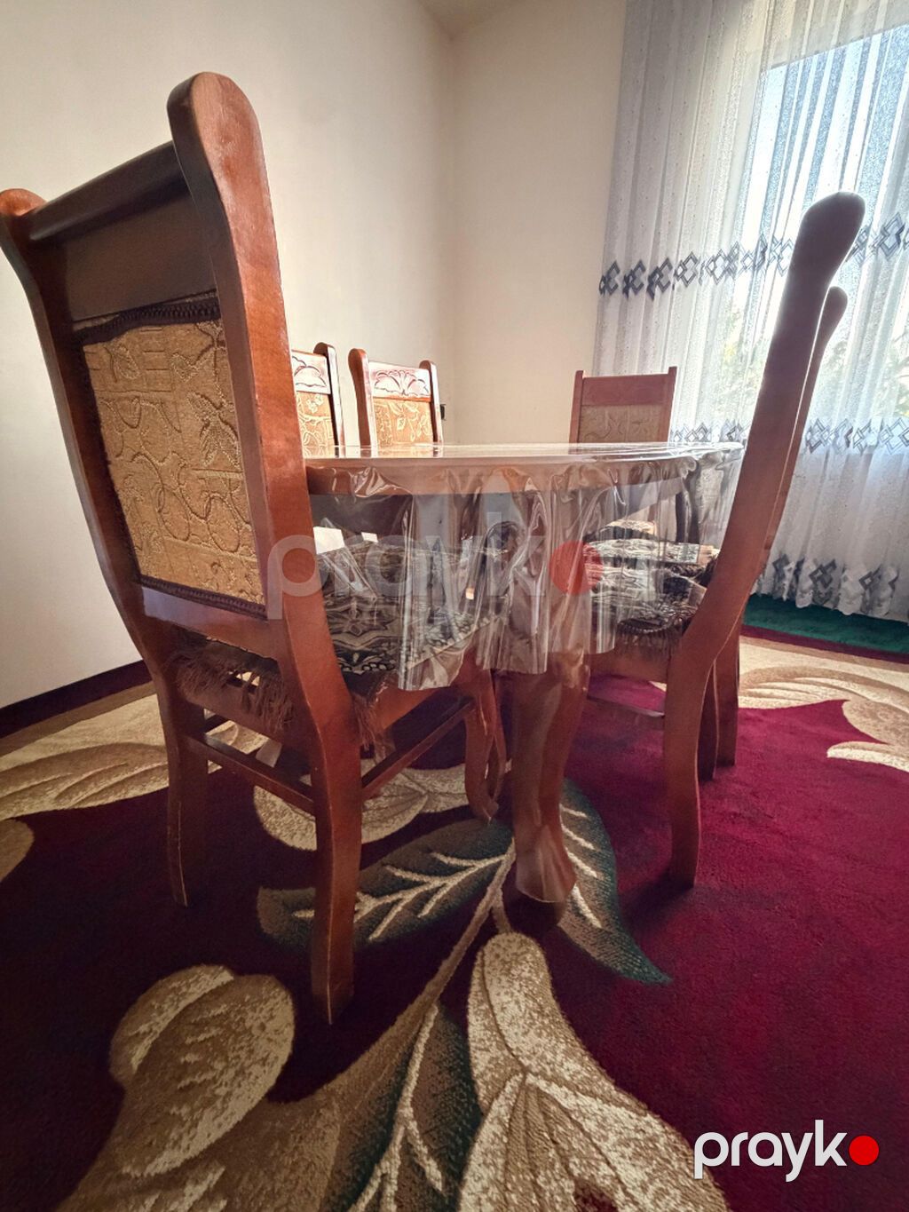 Qonaq otağı üçün, Yeni, Açılmayan, Oval masa, 6 stul — Masalar və stullar, Zaqatala (4)